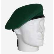 Leger soldaten baretten groen